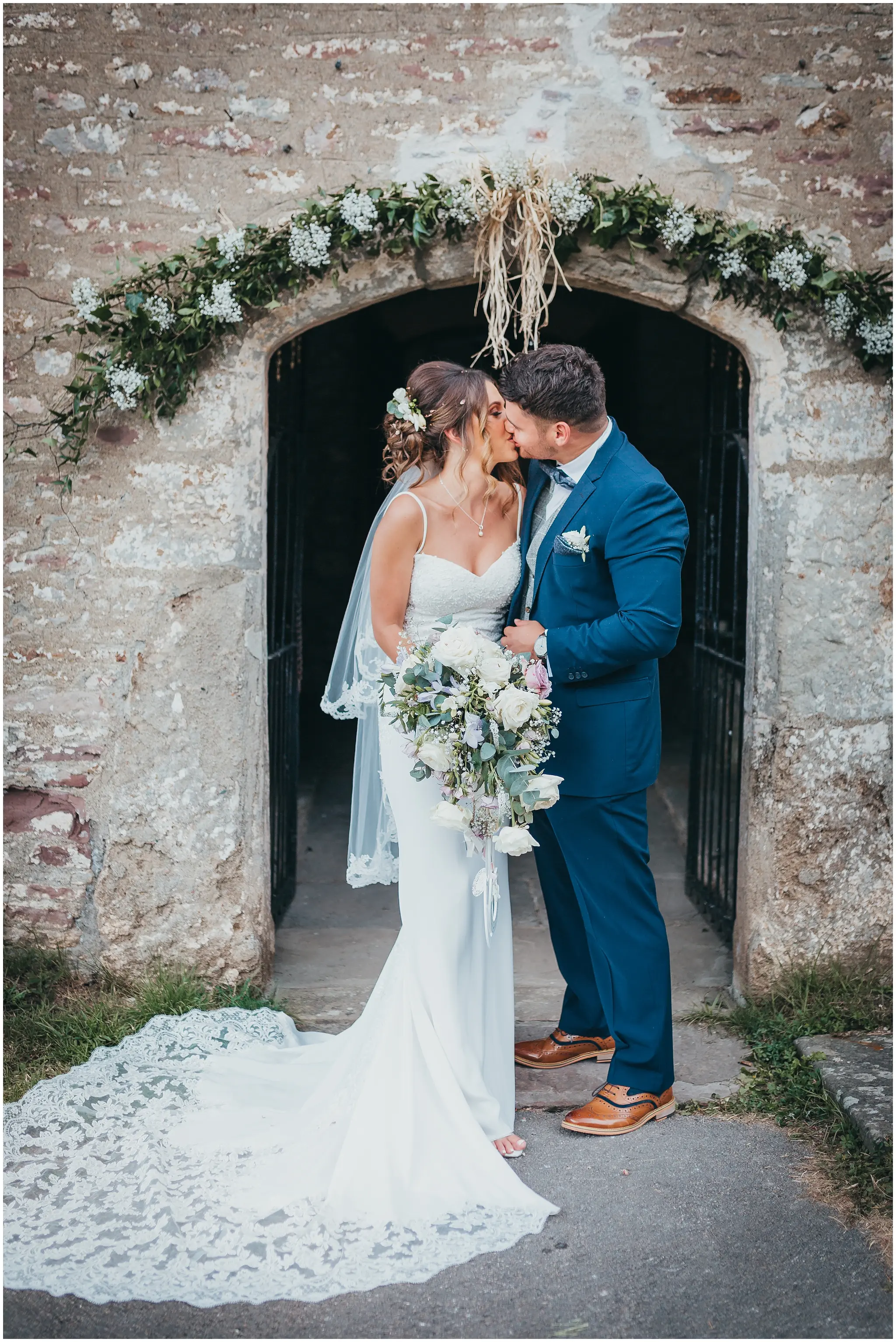 Machen Church couple